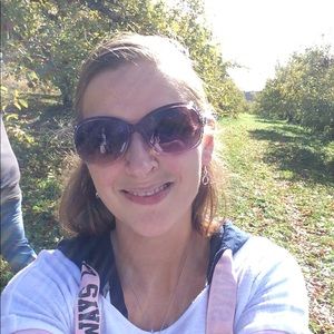 Meet your Posher, Amber